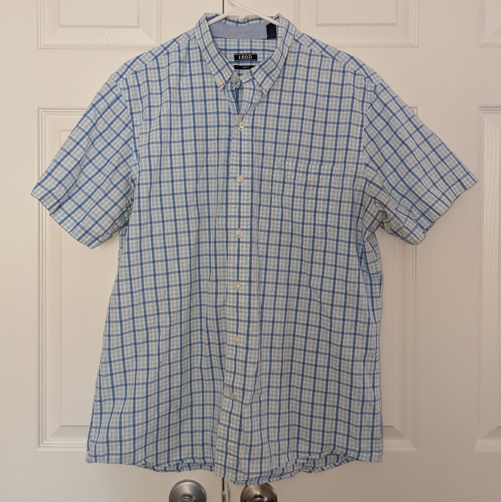Izod Men's Light Blue and White Checkered Shirt